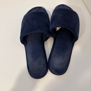 Dearfoam Woman’s Slide Slipper